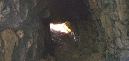 Swiatelko w tunelu